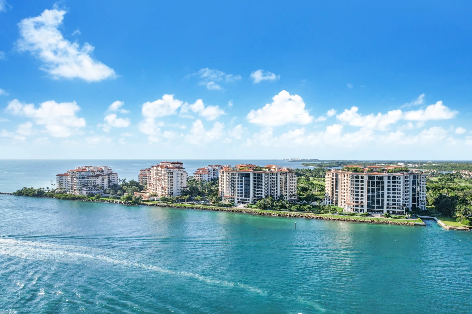 Fisher Island Real Estate, Community Guide