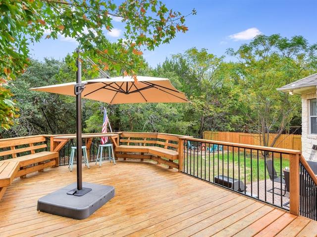 12812 Majestic Oaks Dr