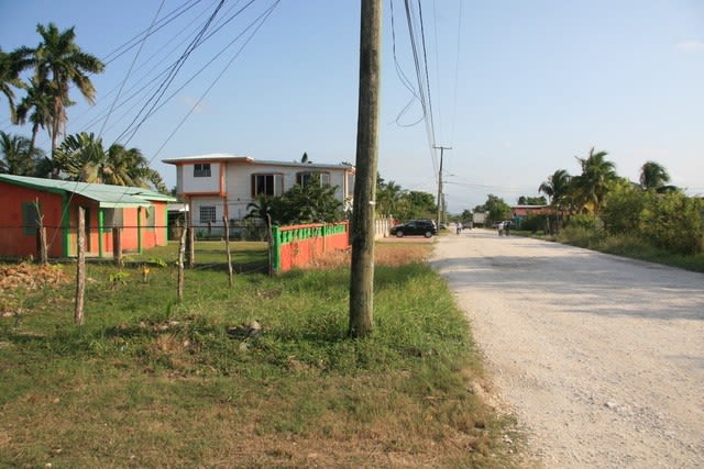 Super large - Street to Street - vacant lot on Mirage road, Ladyville.