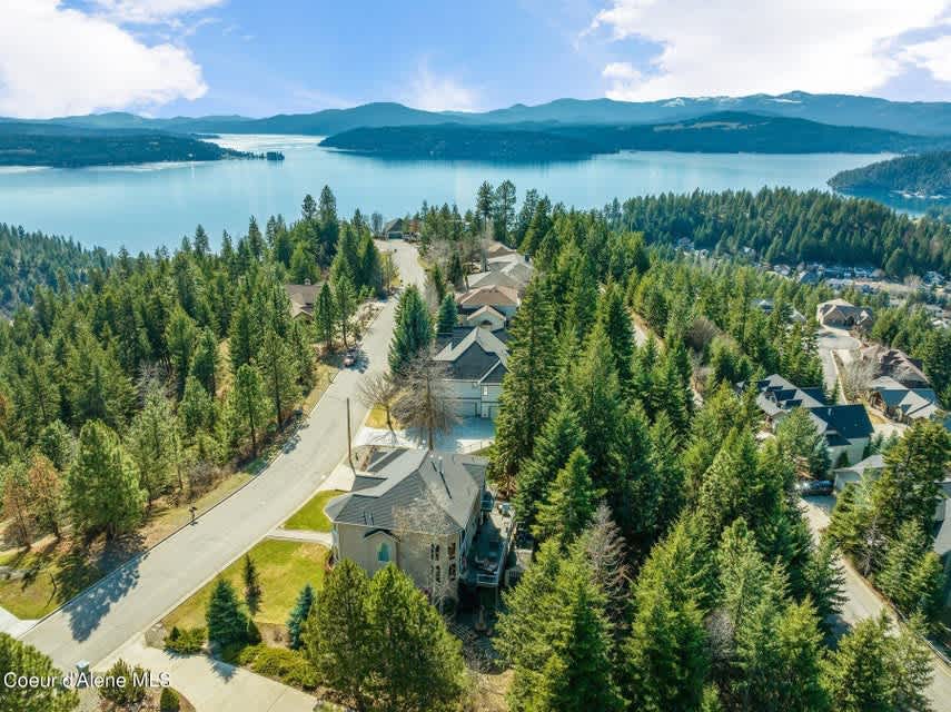 home for sale in Coeur d'Alene, ID