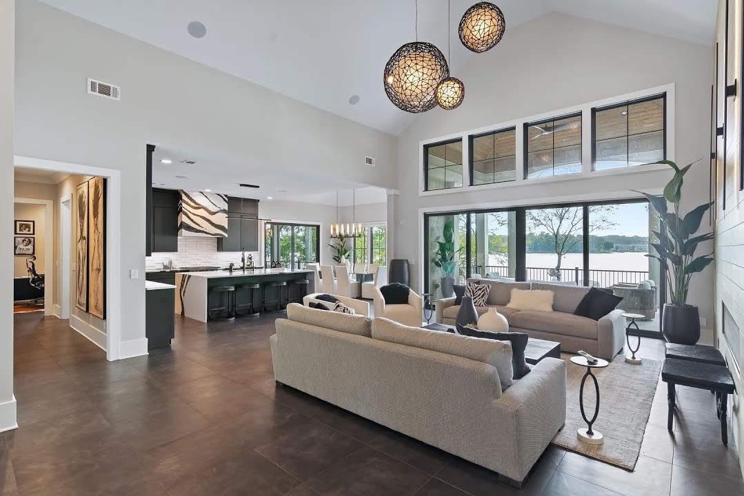 Riezl Baker Presents a Stunning Modern Masterpiece: 133 Carolyn Drive, Reynolds Lake Oconee