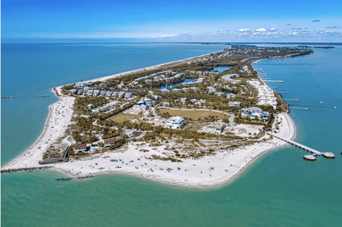 This Barrier Island Is One of Florida's Best Hidden Gems — and It Has a 110-year-old Inn