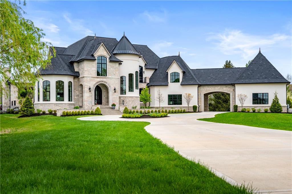 Jennil Salazar 1 Individual Agent in Indiana 2022 WSJ Real Trends