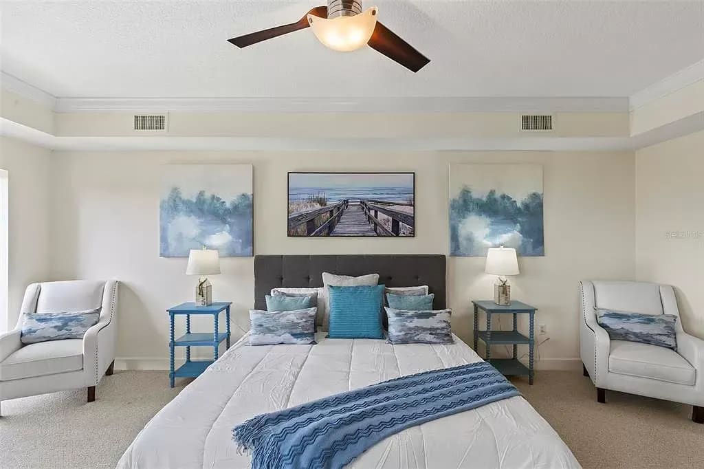 102 YACHT HARBOR DRIVE Unit: 369