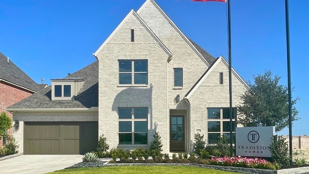 TOUR A NEW Model Home | Celina TX | The Parks at Wilson Creek