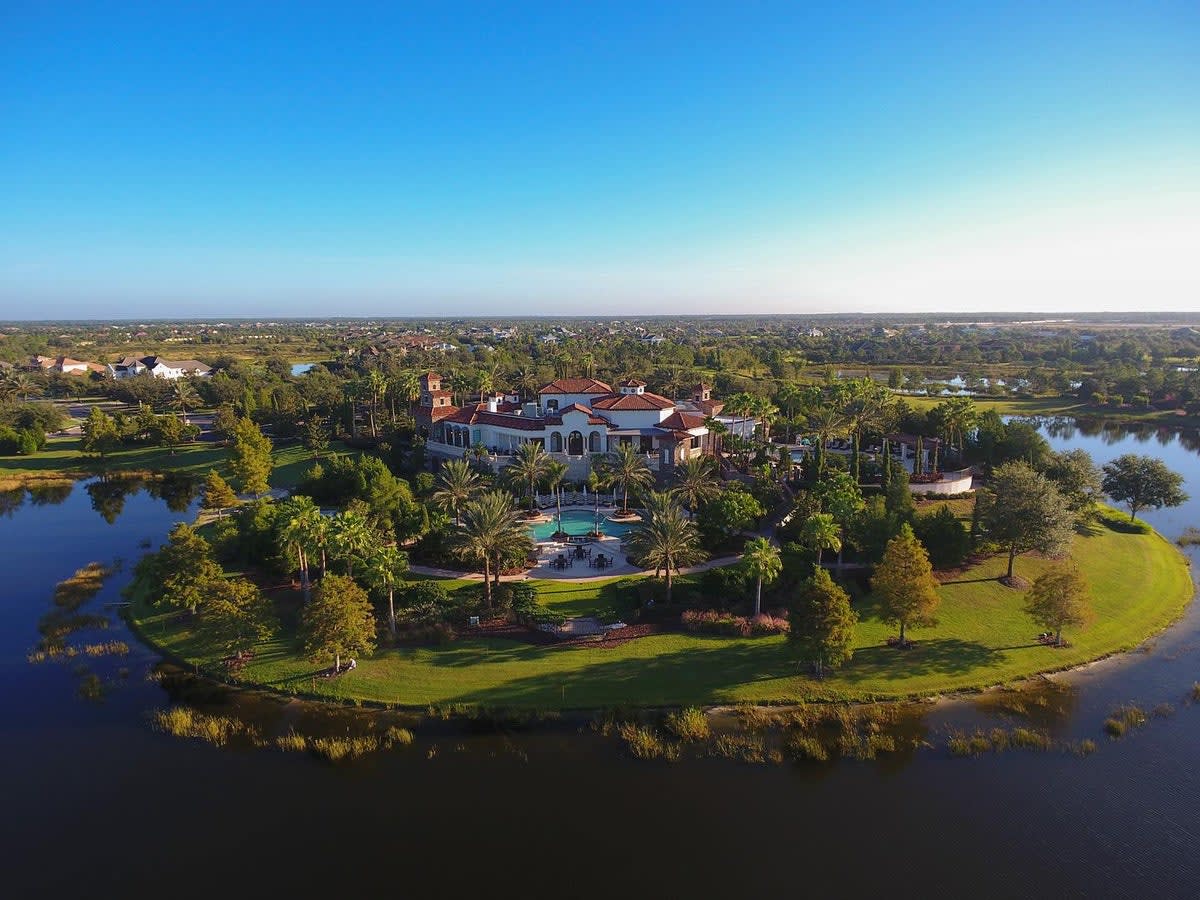 The Lake Club - Lakewood Ranch