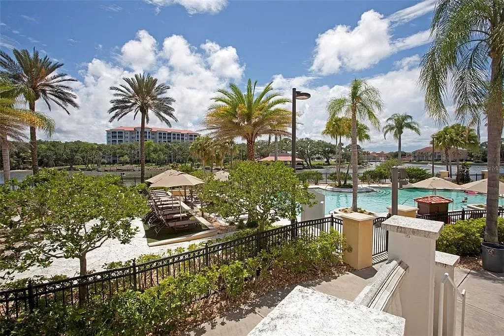 102 YACHT HARBOR DRIVE Unit: 369