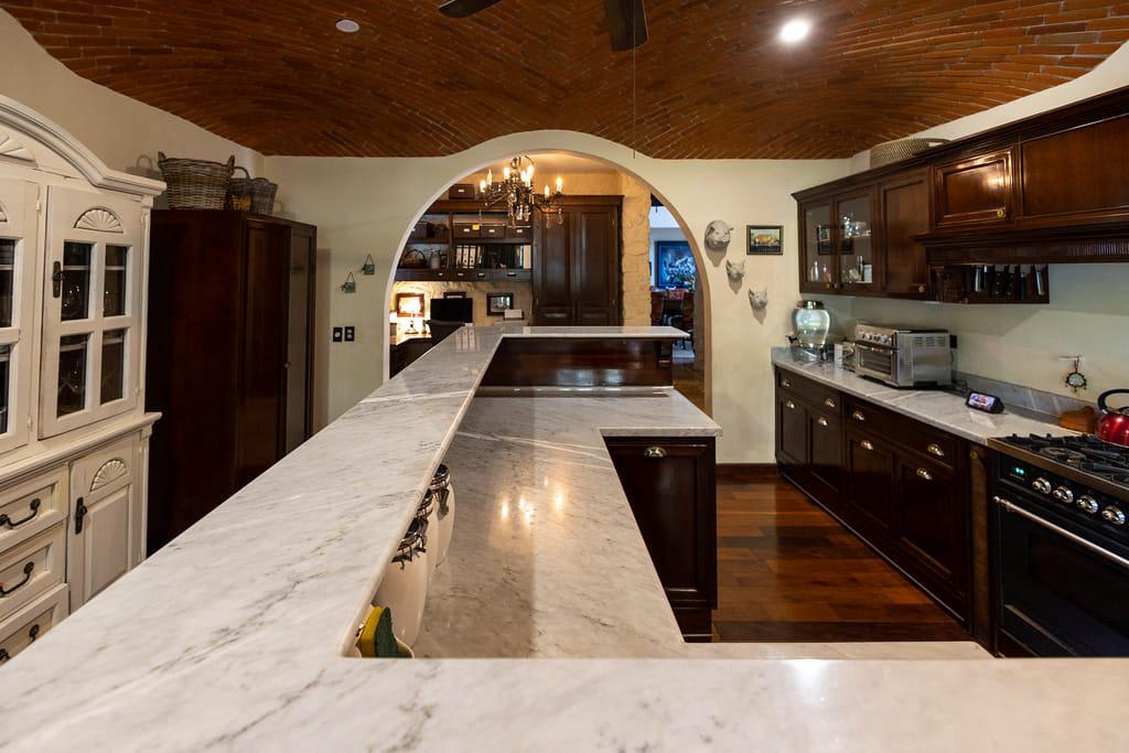 Amazing House/Mansion for sale, own this masterpiece in Puerto Aventuras! Kitchen