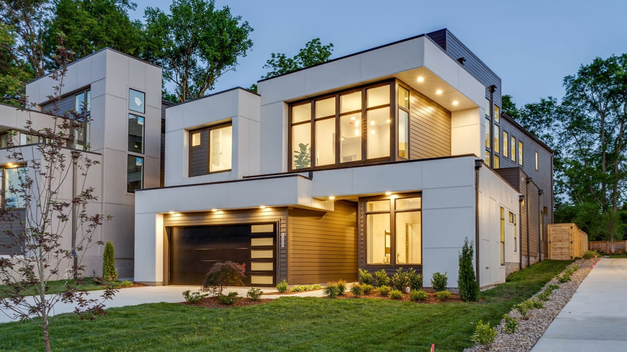 INSIDE A $2,495,000 CONTEMPORARY NEW CONSTRUCTION HOME