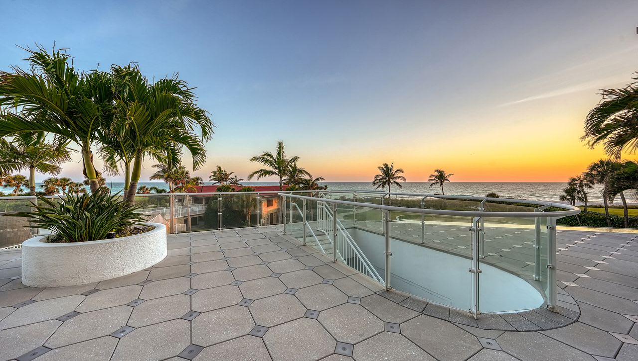 ARIA - Luxury Living on Longboat Key, Florida