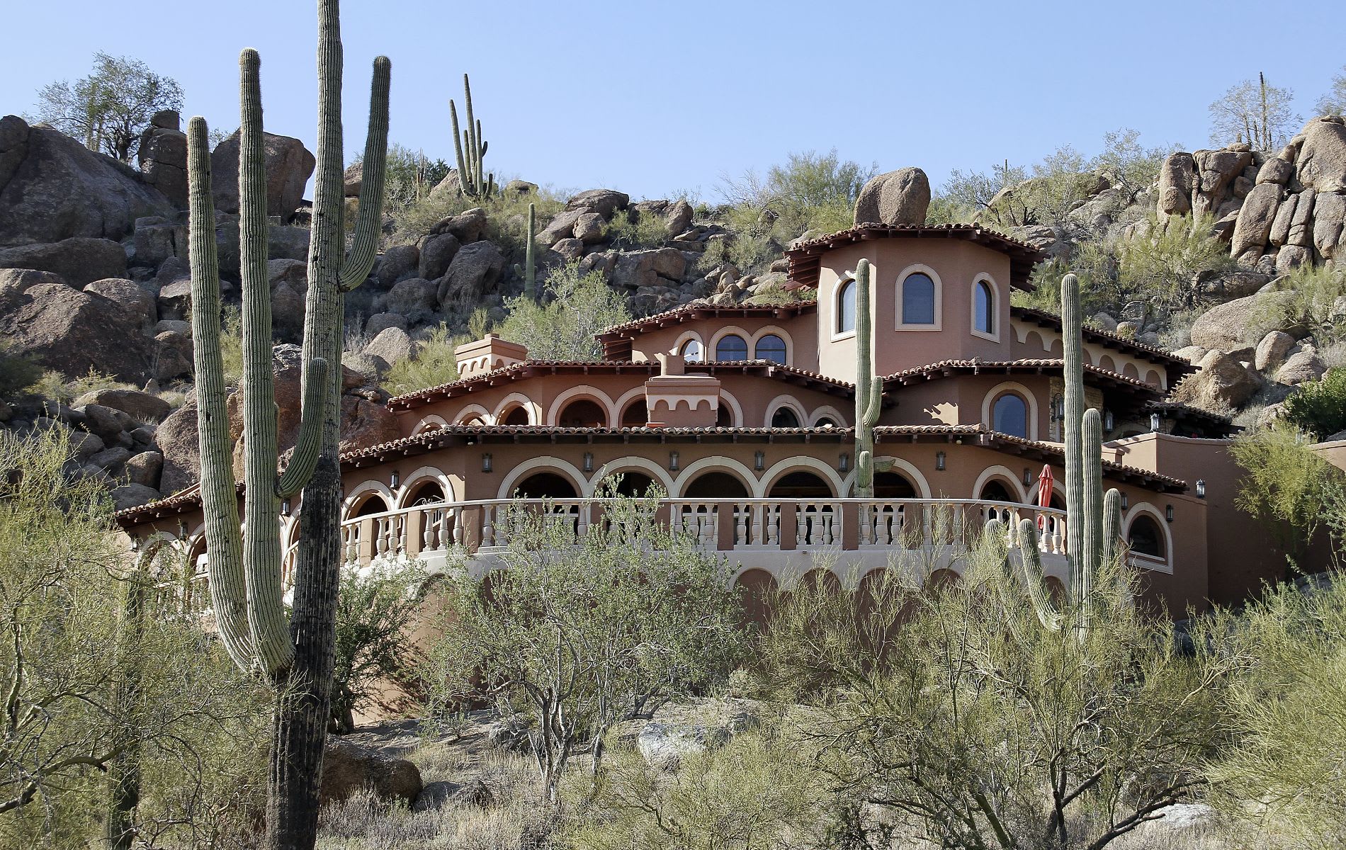 Arizona Luxury Real Estate Agents ROCO Luxury Homes
