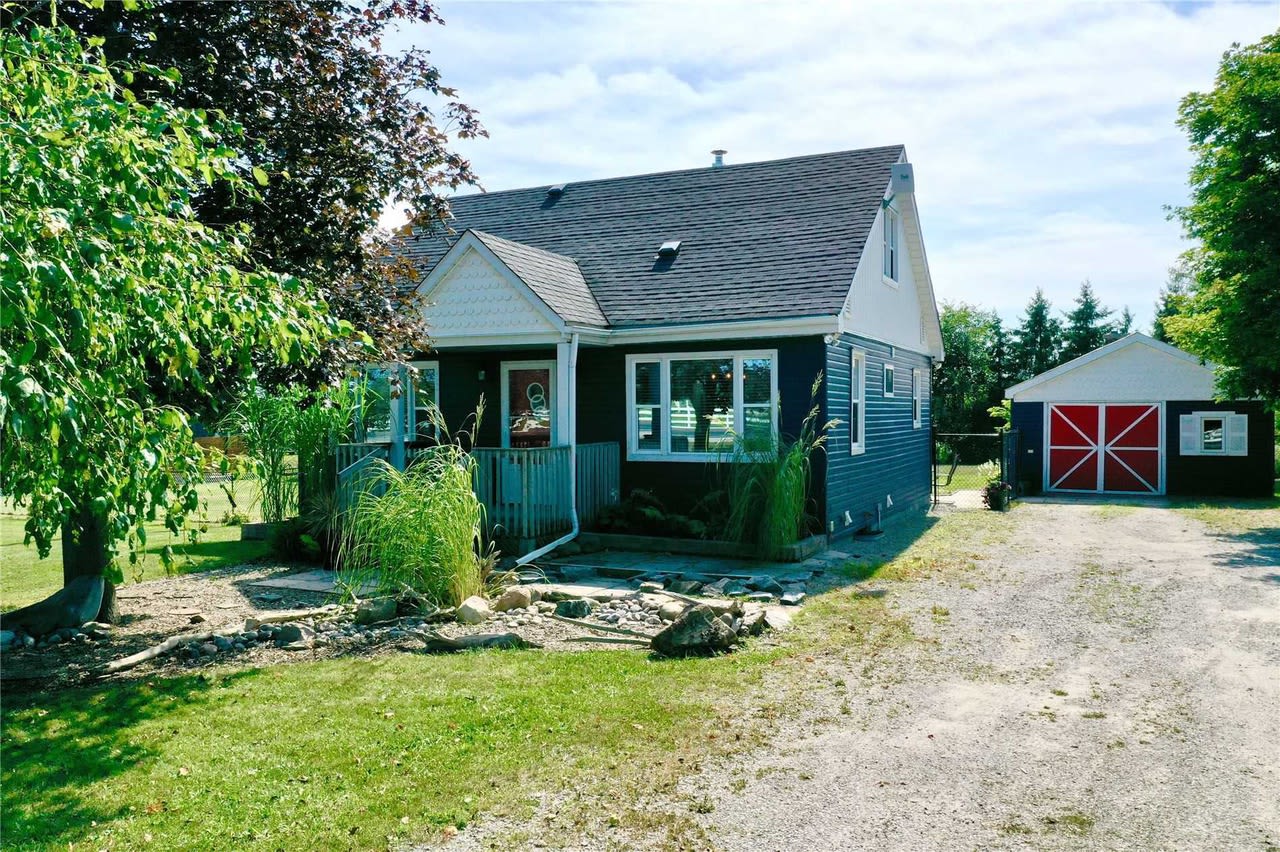 812 Penetanguishene Rd