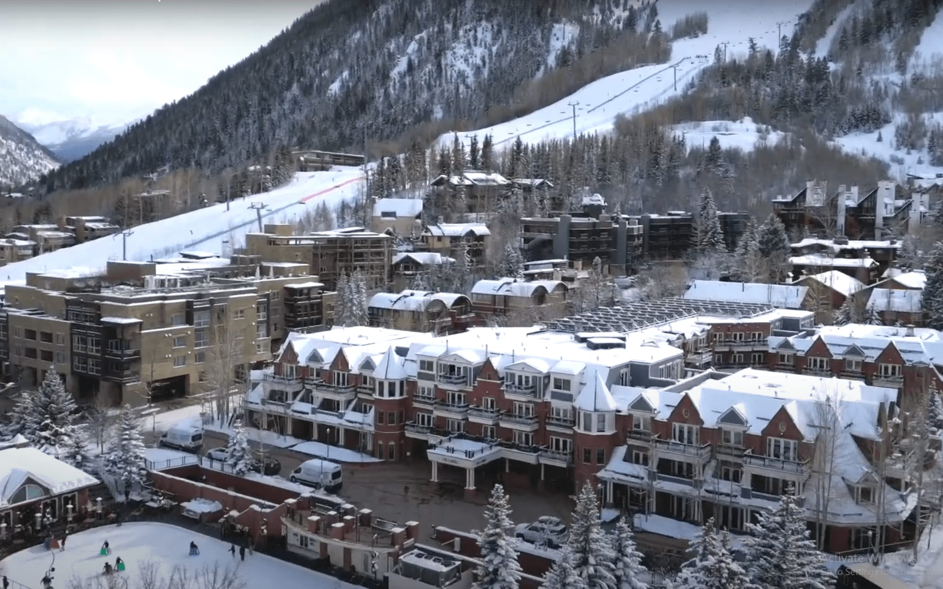 Take a tour of Aspen Mountain Residence Unit 44, available Christmas and New Years weeks