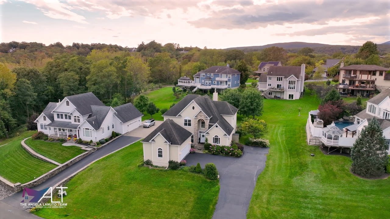 Saugerties Luxury Homes for Sale | 67 Latham Circle | Hudson Valley Real Estate