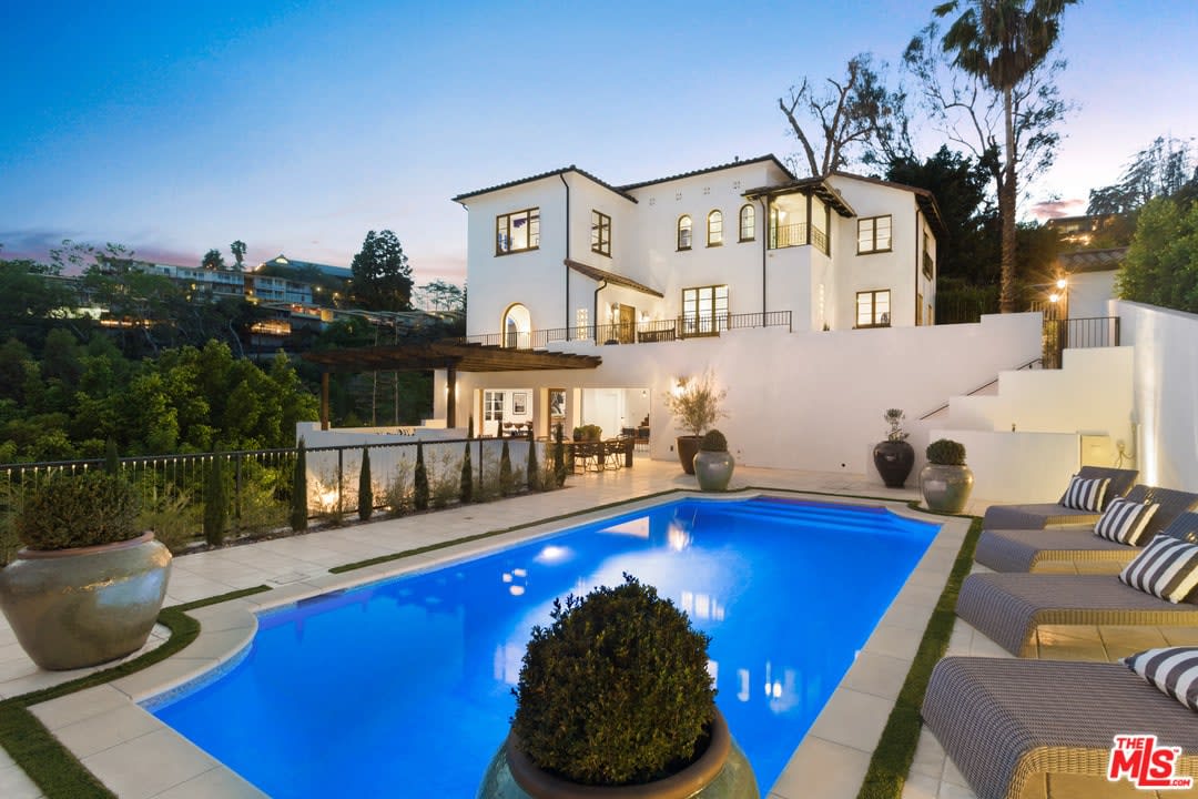 1951 Hillcrest | Poch Blanco