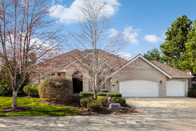 3375 213th Place SE, Sammamish