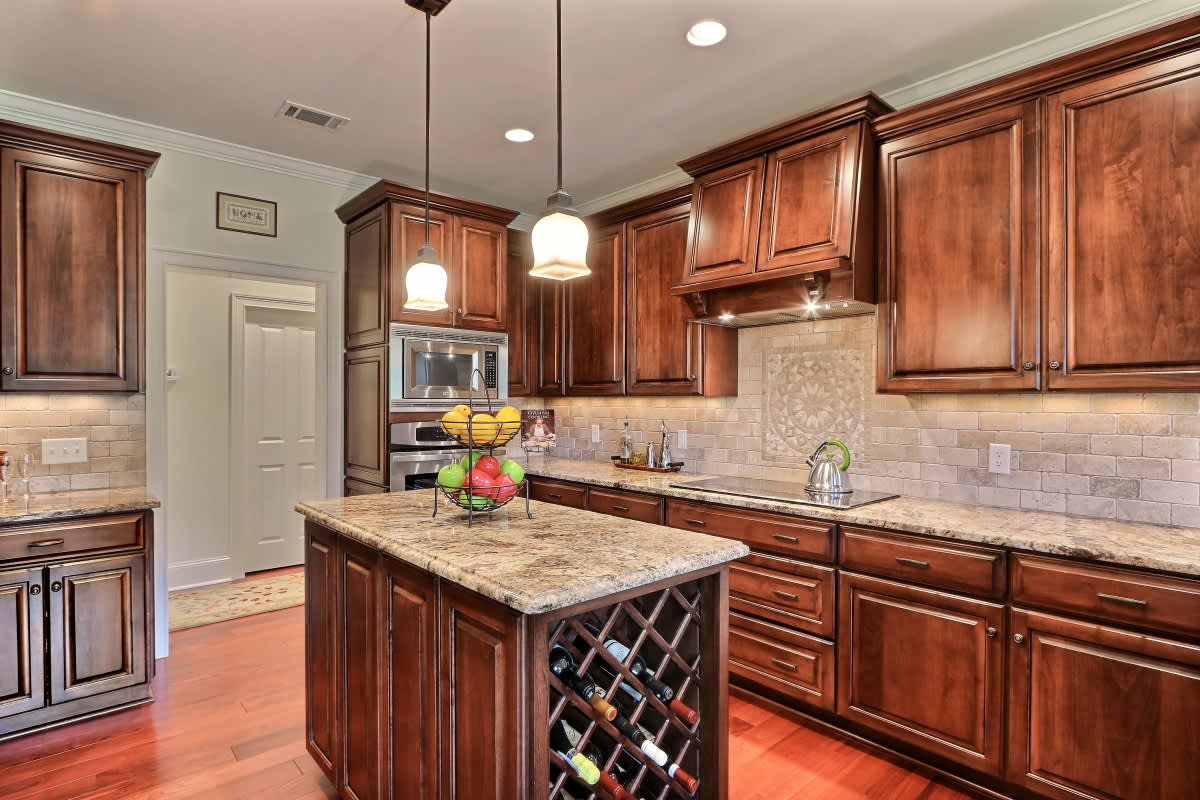 Kitchen4.JPG