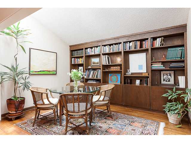 2104 Exposition Blvd