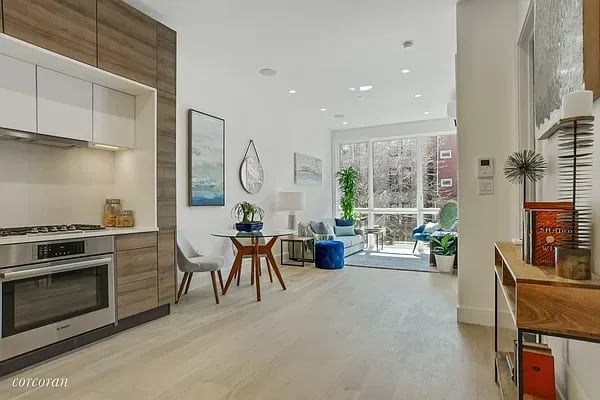 134 Quincy Street Unit: 2B