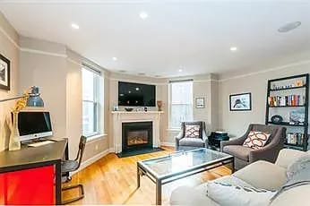 294 Newbury St, #3B