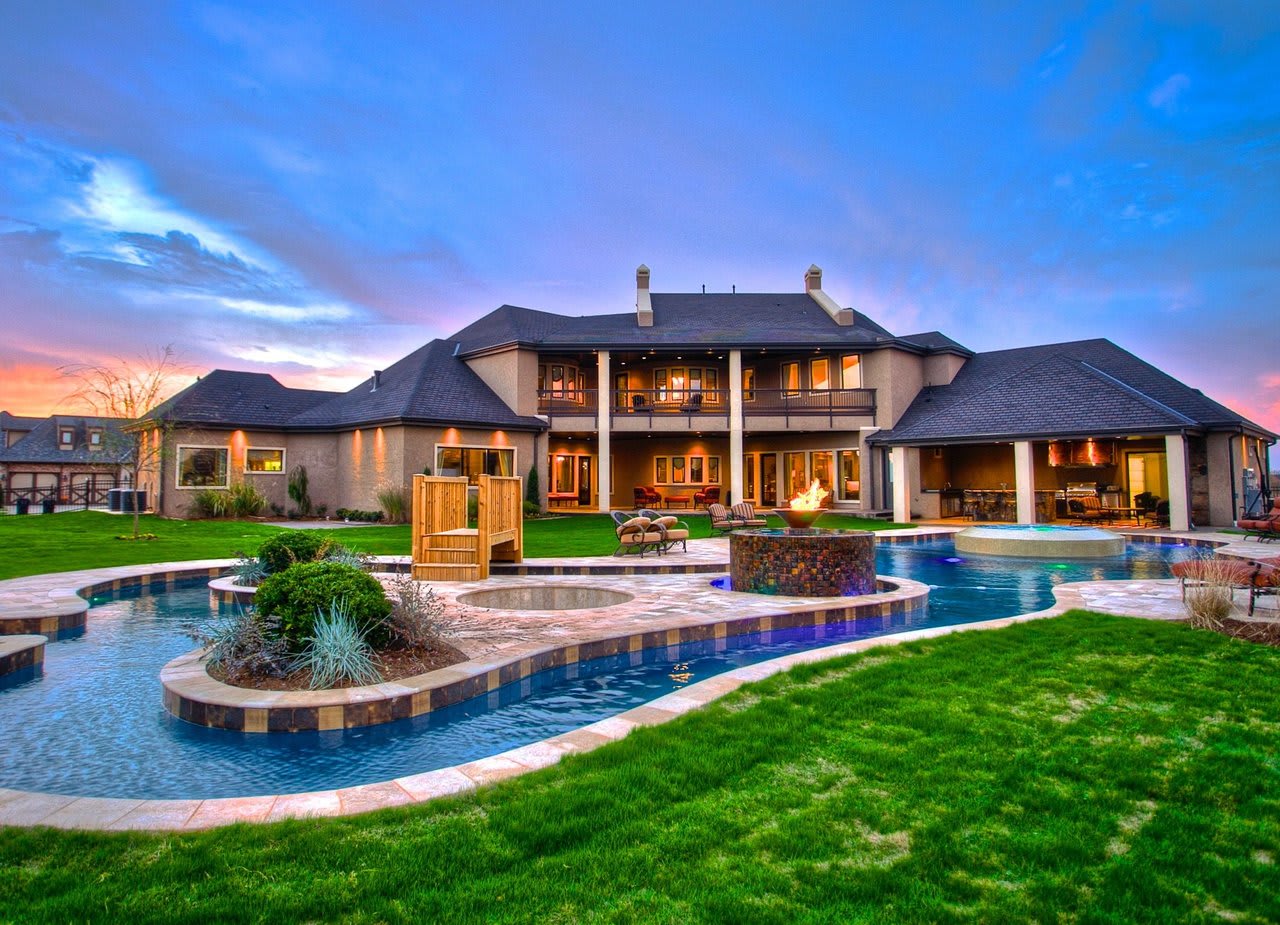 Discover Rose Creek: Luxury Living in Edmond, Oklahoma