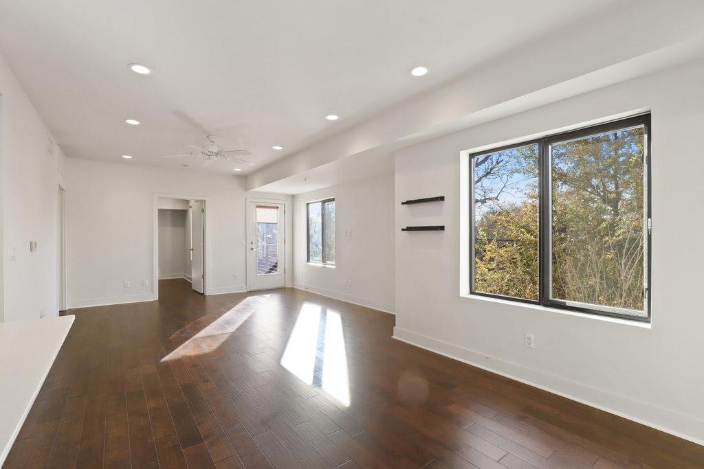 1603 Enfield Rd, #214