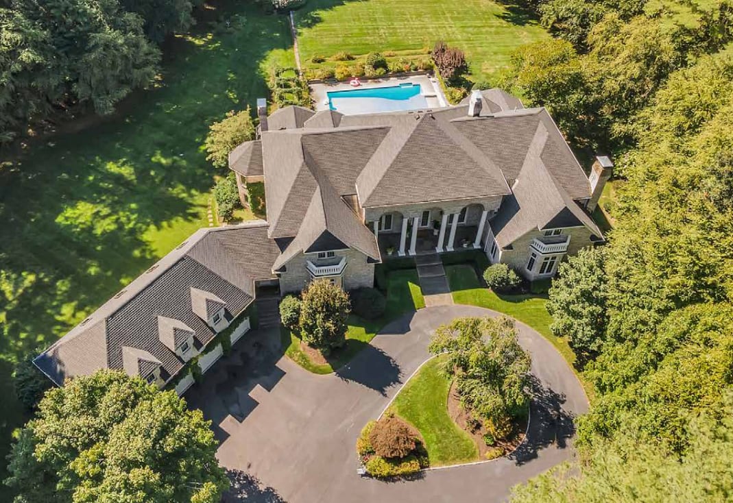 215 Monument Farm, Concord, MA