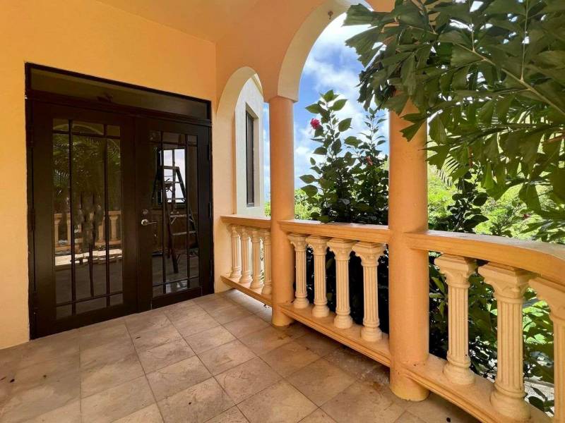 324 Mount Healthy 2 Bedrooms Luxury Properties BVI Tortola Real