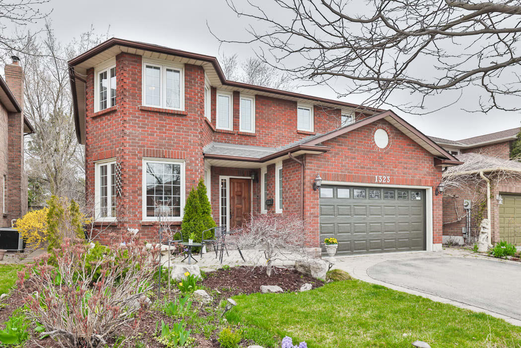 1323 Greenwood Crescent