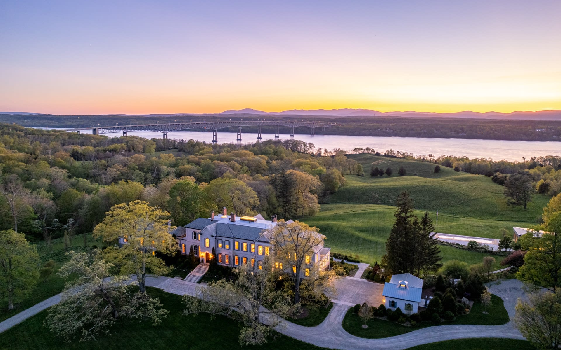 Hudson Valley Team Millbrook Real Estate Agents & Realtors