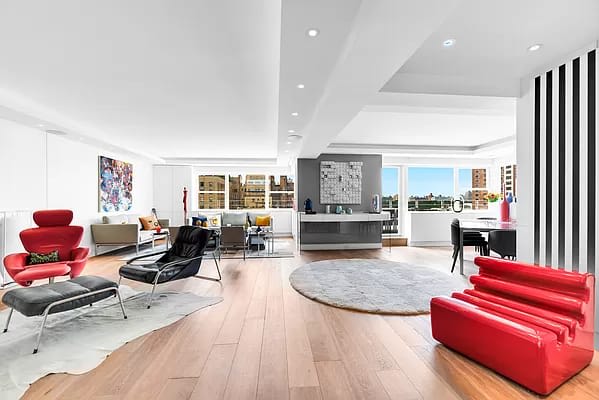 40 East 78th St Unit: 15F