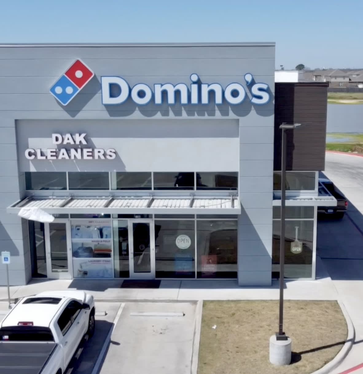 DOMINO'S