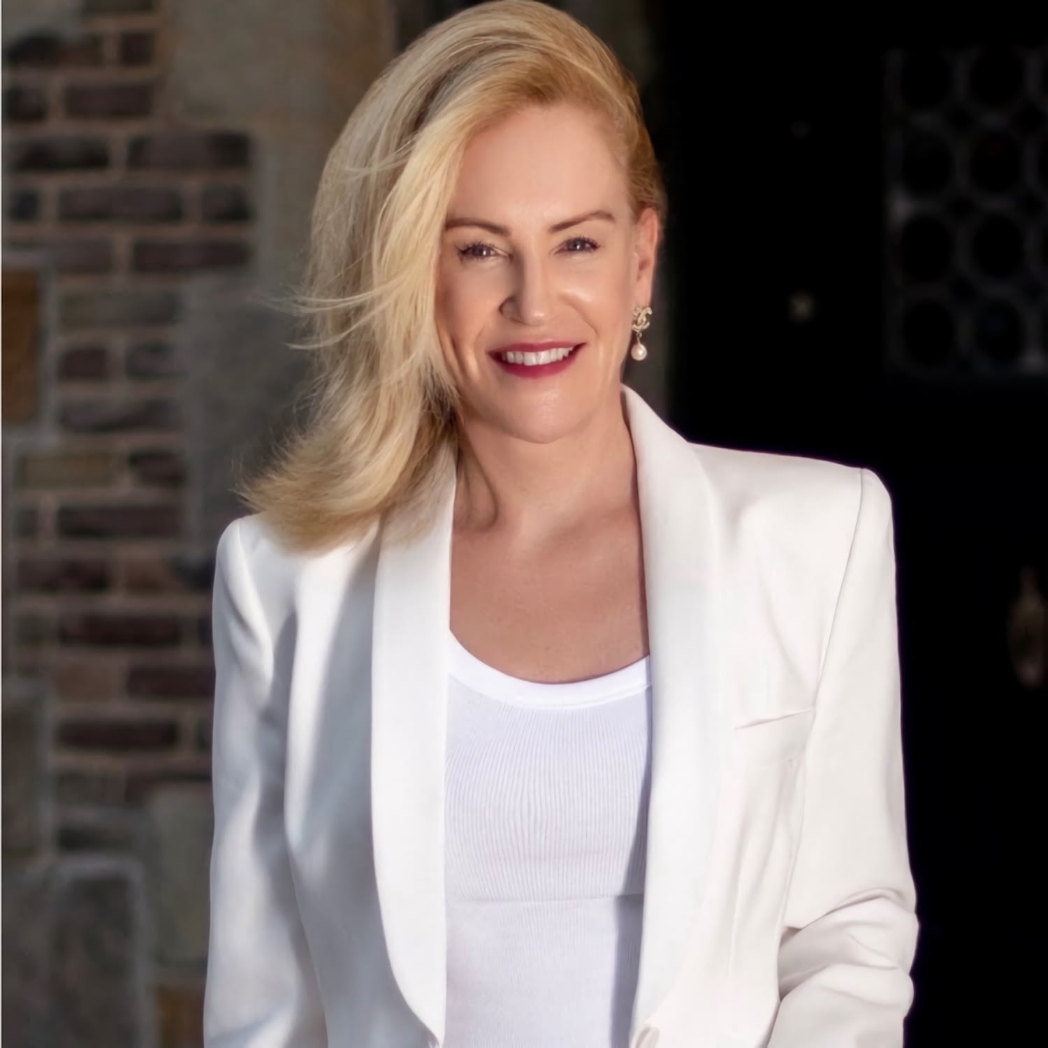 Eileen Foy New York Real Estate Expert