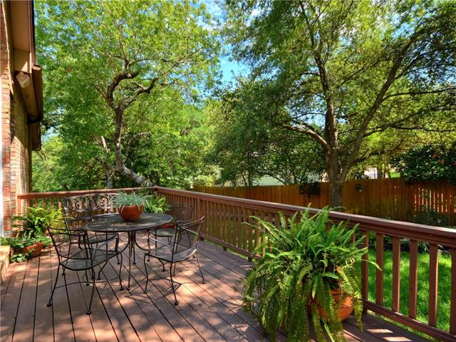 8005 High Hollow Dr
