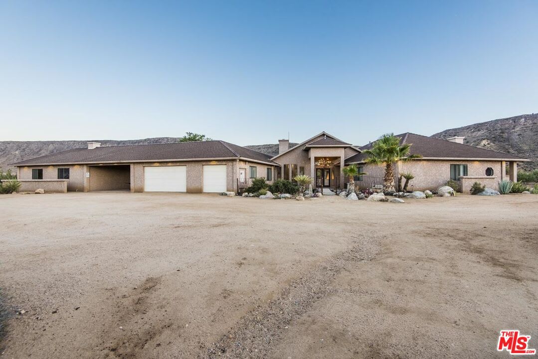 3569 Calmada Rd