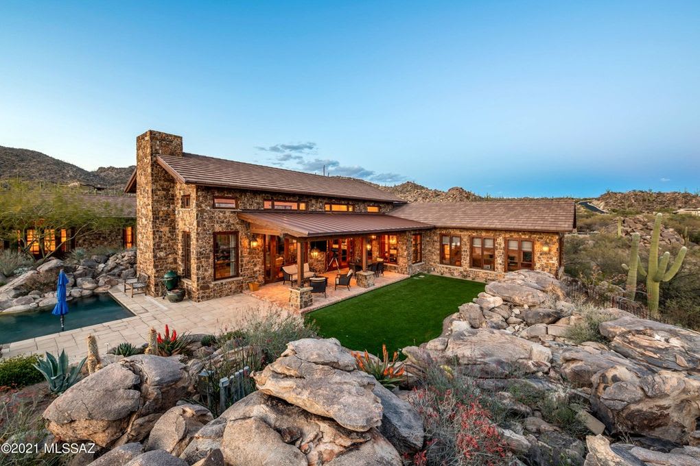 1206 W Tortolita Mountain Circle Oro Valley, AZ 85755 Gray St