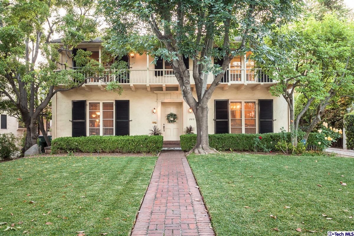 385 South Parkwood Avenue