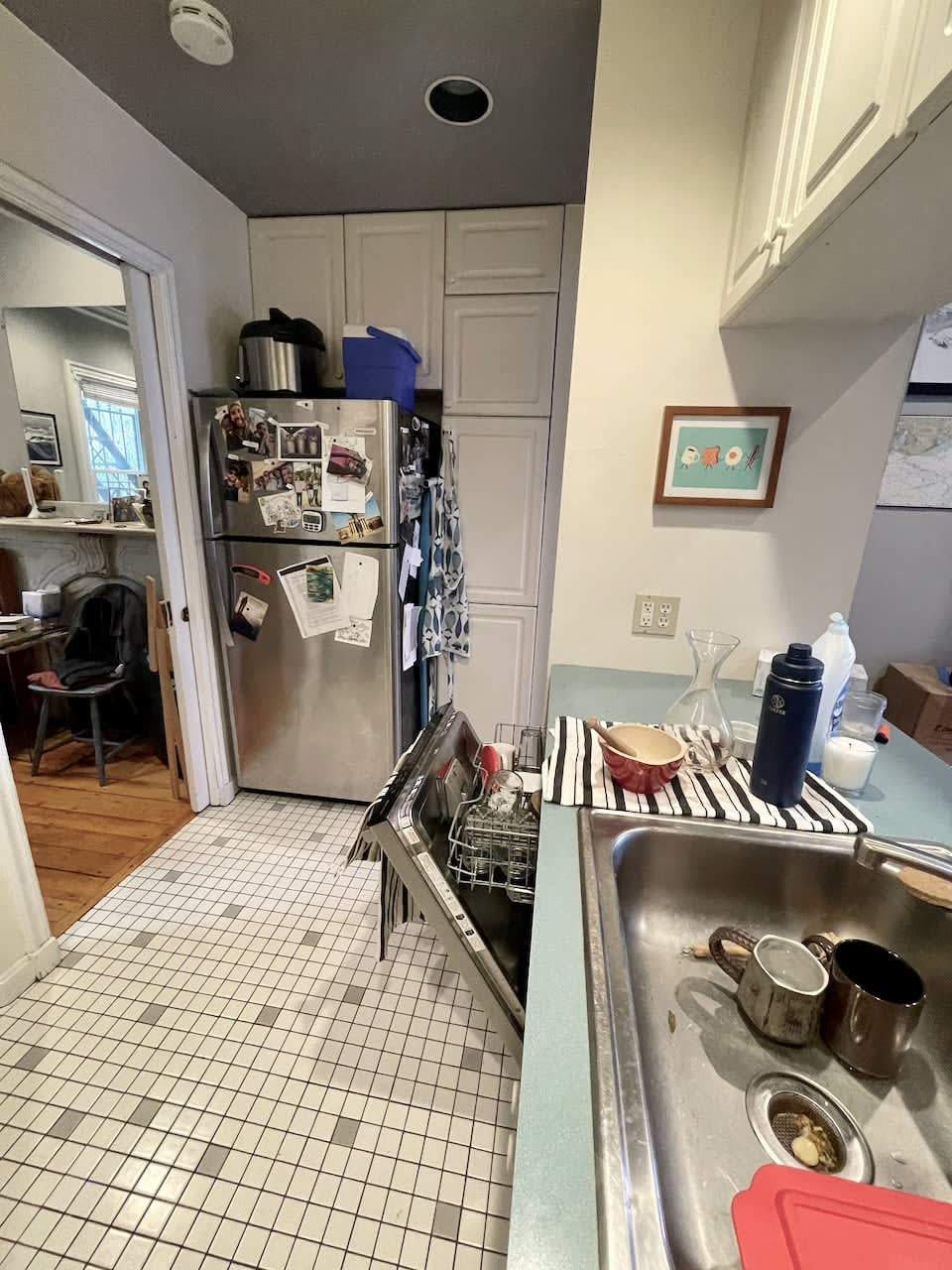 Fort Hill - 1 Bedroom 1 Bathroom w/ Common Laundry and Patio! Pets Considered! 