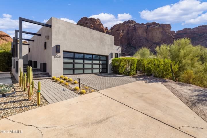 5841 N Echo Canyon Cir