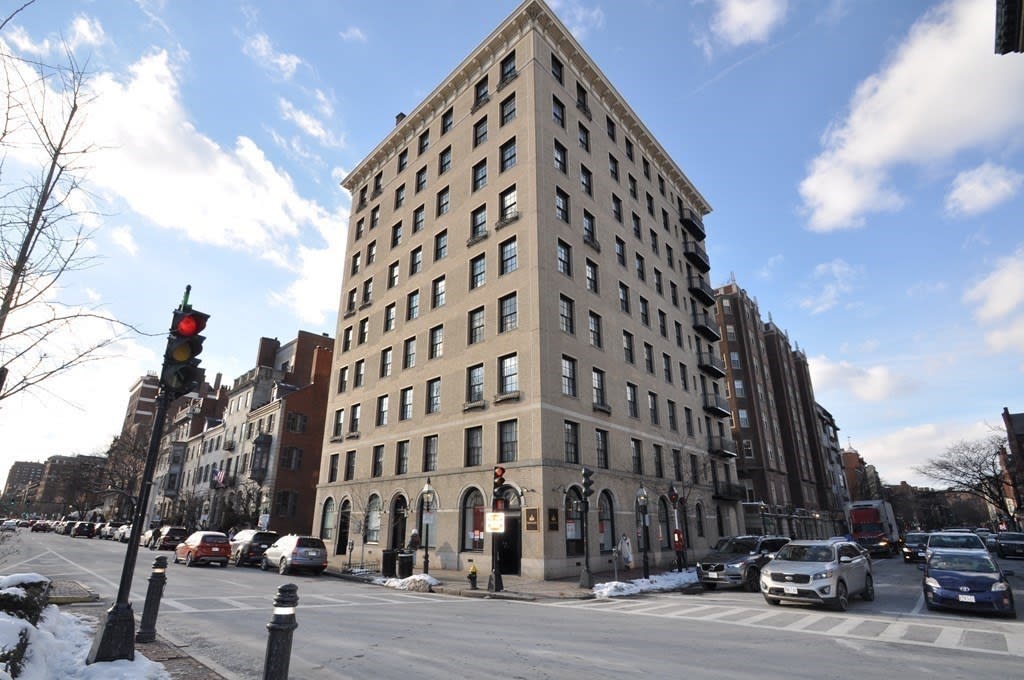 68 Beacon St Unit 3W