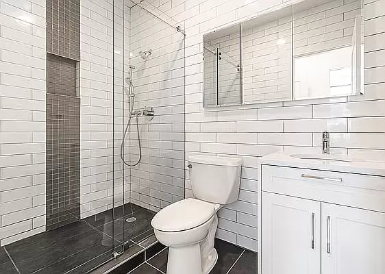 428 E 14th Street Unit: 4-F