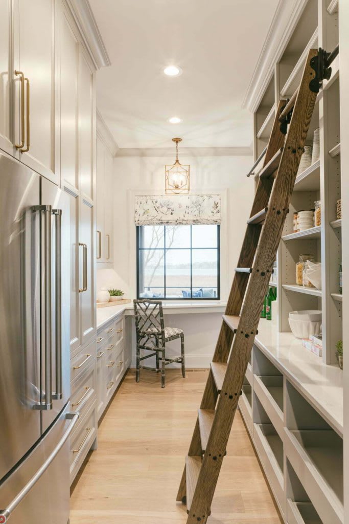 The Elegant Return of the Scullery: Modern Homes Rediscover a Classic Feature