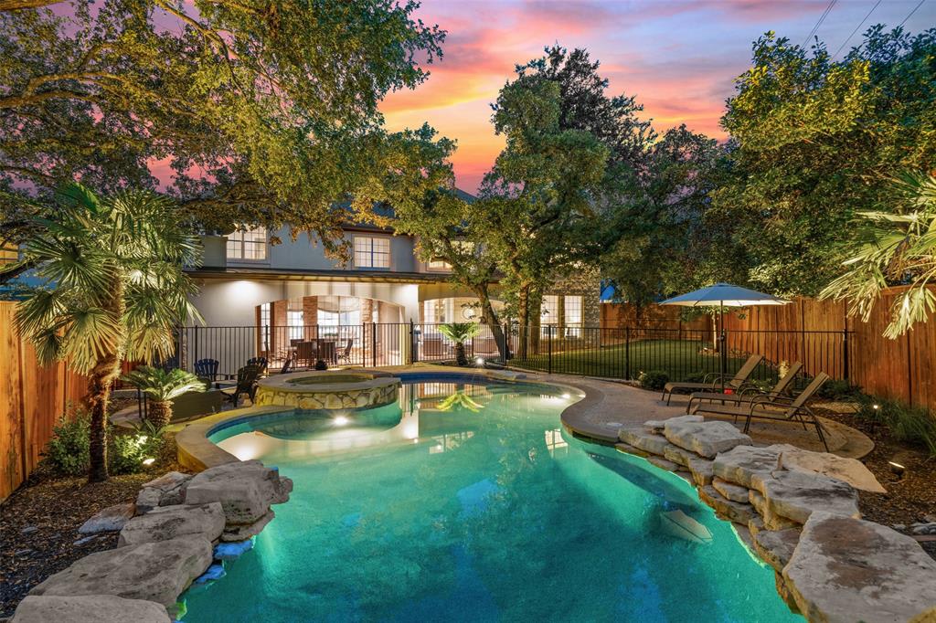 3018 Chatelaine Dr