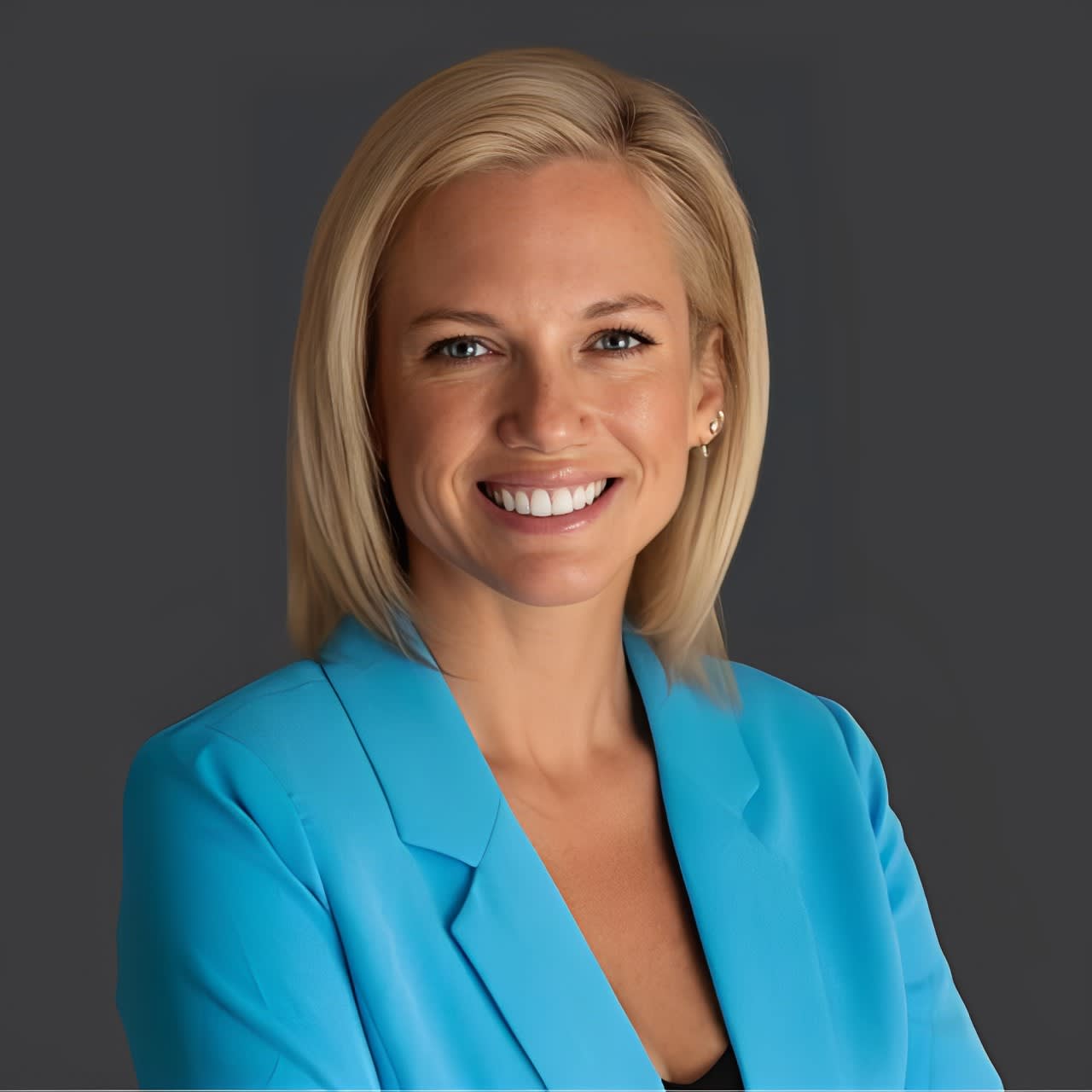 Laura Sanders Clarkston, MI Real Estate Agent Headshot