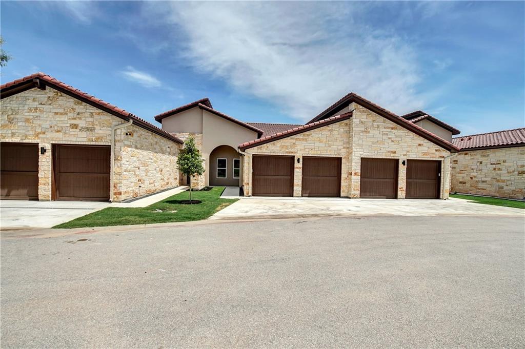 2601 N Quinlan Park Rd, #303