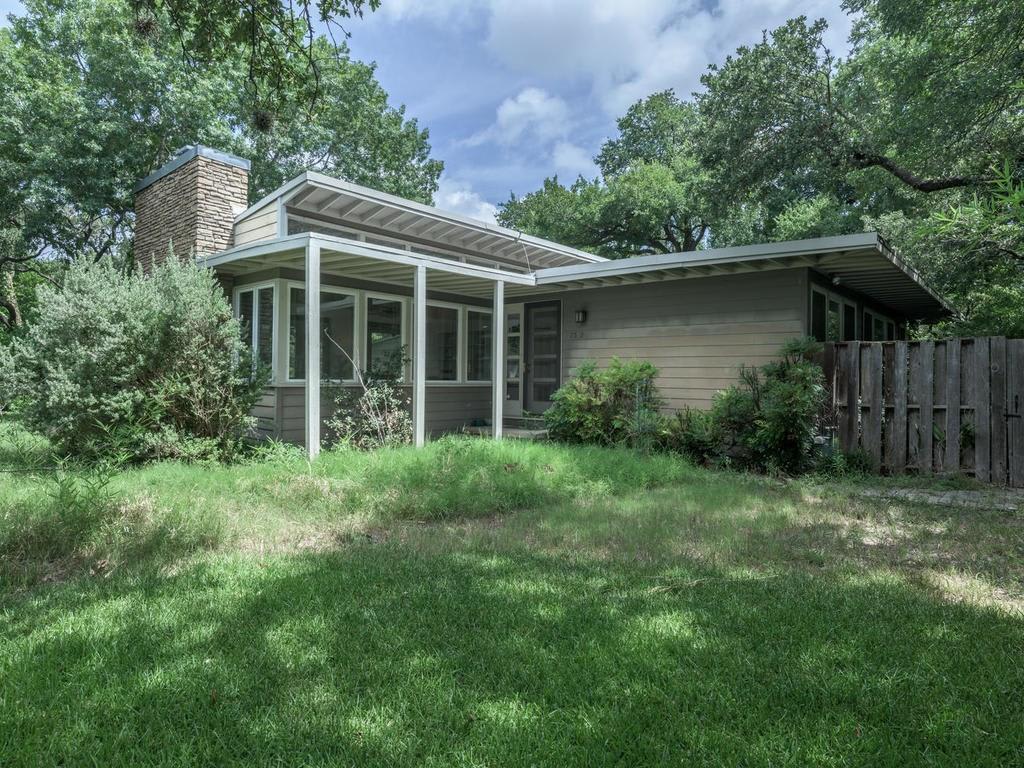 2312 Rundell Pl