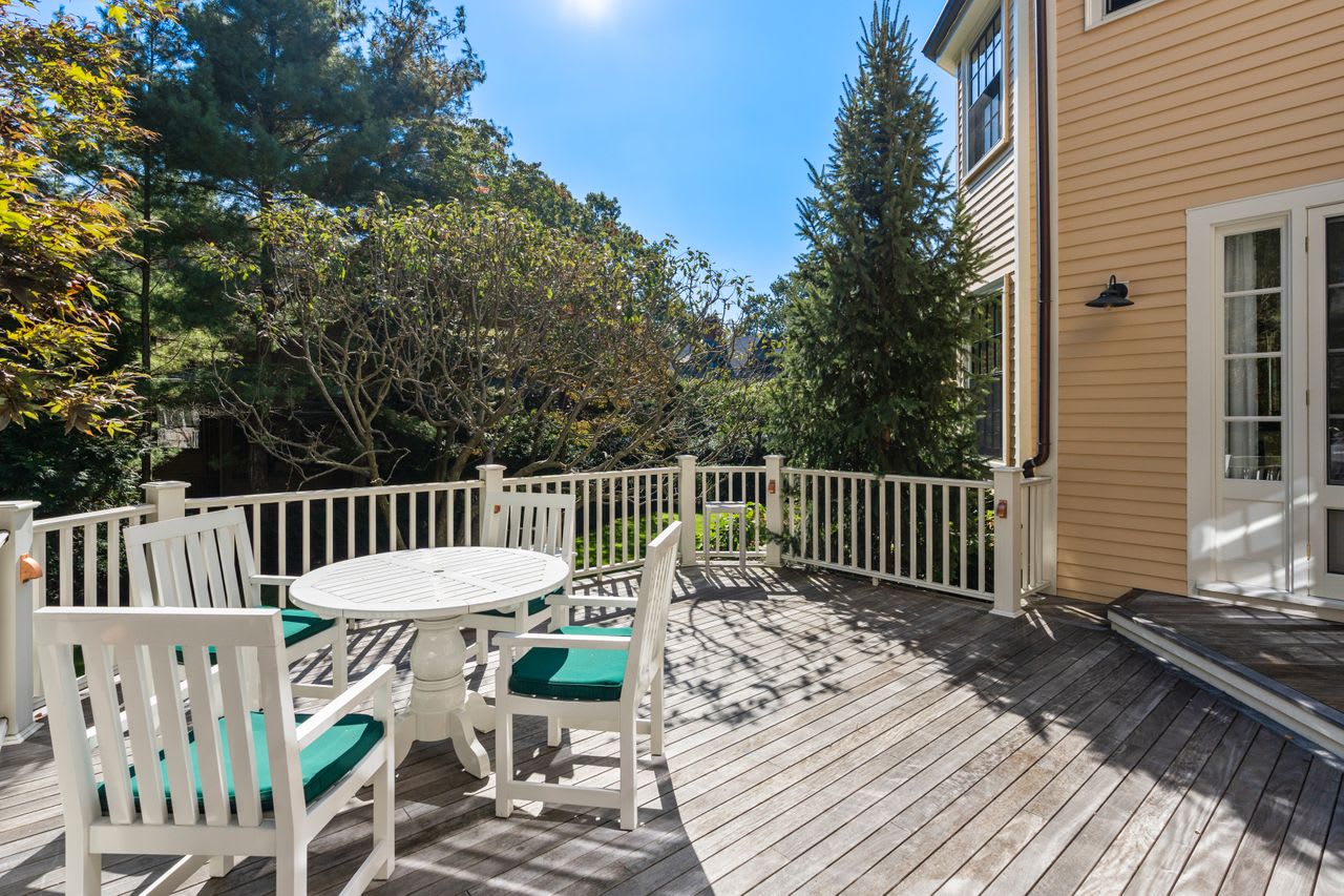 10 Appleton Street Gail Roberts, Ed Feijo & Team