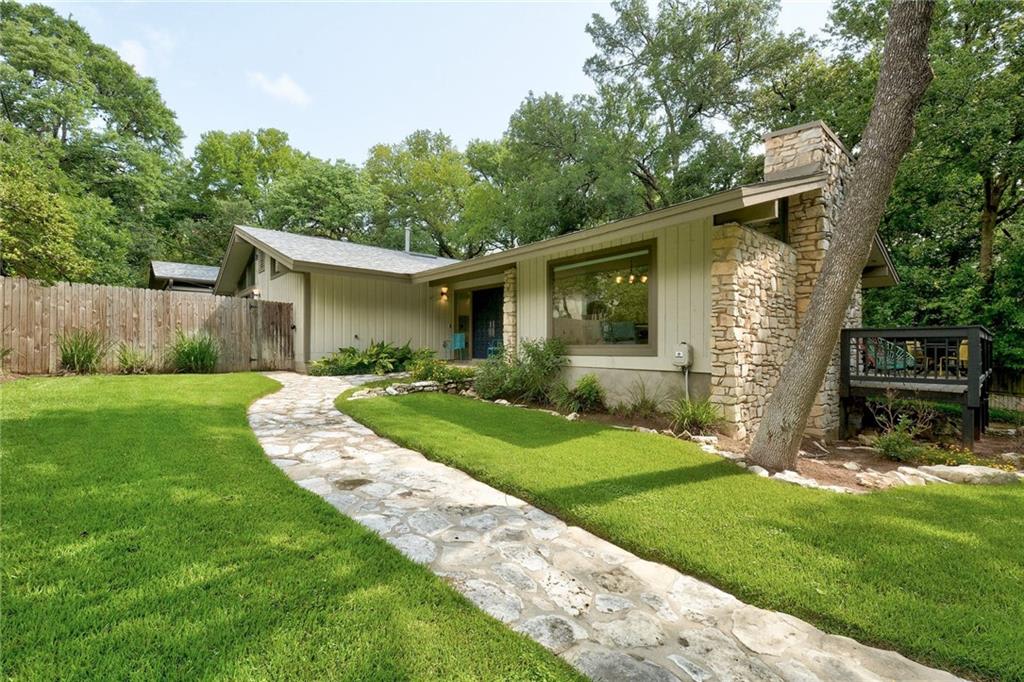 27 Hull Circle Dr