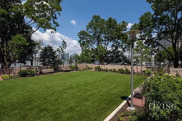 Tribeca Bridge Tower