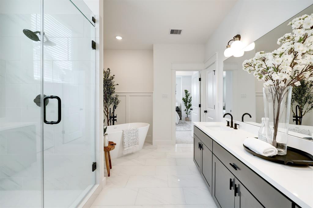 large master bathroom 